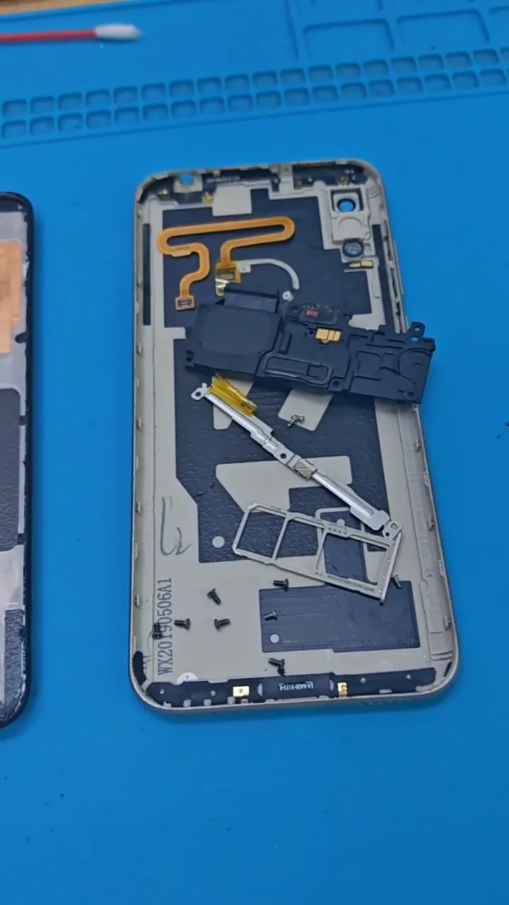 Замена дисплея Honor 8A