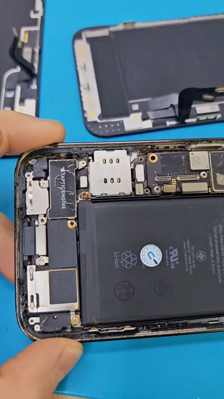 Замена дисплея iPhone 12 Pro Max