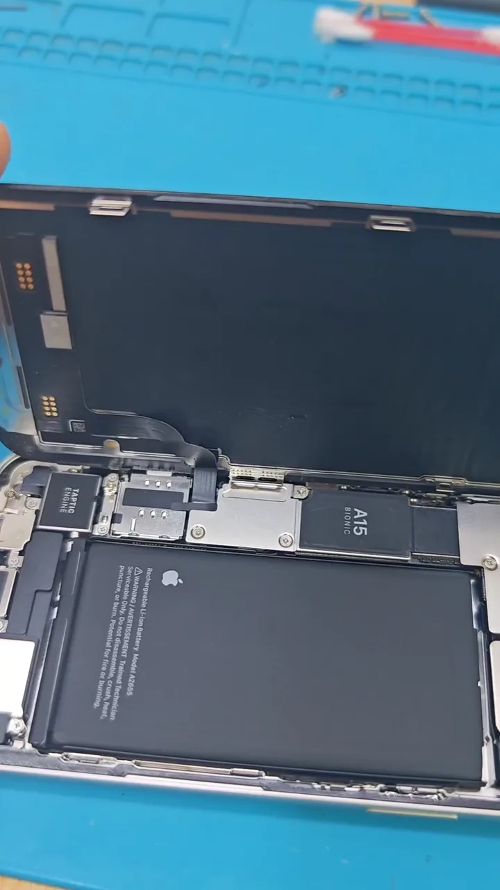 Замена дисплея iPhone 13 — премиум-копия Soft OLED