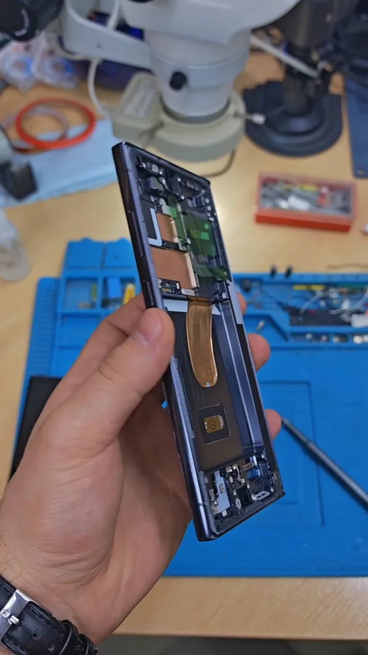 Замена дисплея Samsung Galaxy S23 Ultra — Original Service Pack